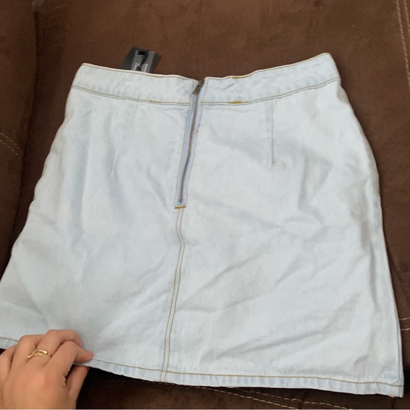 Denim skirt - Picture 3 of 4